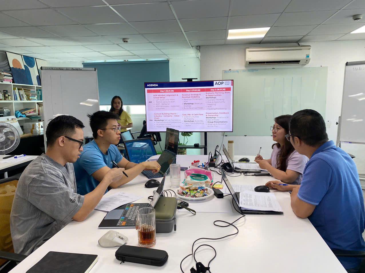 Ảnh lớp học CASK